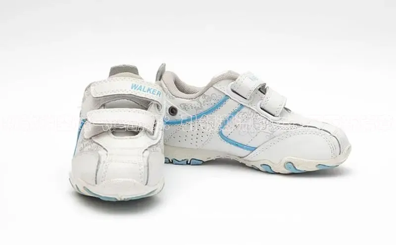 新款镂空透气运动鞋：引领潮流的女性足下新篇章